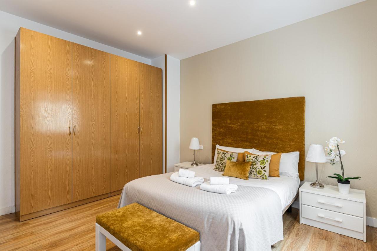 Waou Apartamentos En Sol Confort 5 Madrid Exterior photo